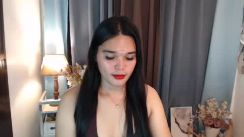 Snapshot of briana_sinclaire chatting on May 15, 2026, 6:53 am Claire online show from May 15, 2026, 6:53 am