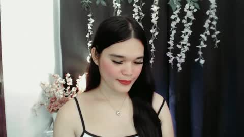 Snapshot of briana_sinclaire chatting on June 11, 2026, 3:37 am Claire online show from June 11, 2026, 3:37 am