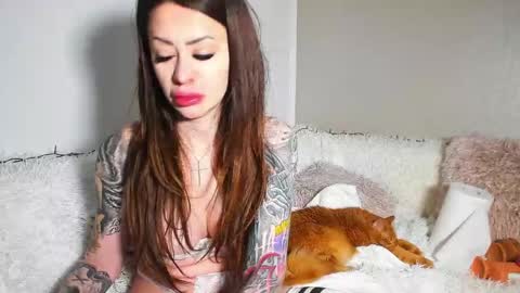 brianadiamondxxx online show from May 4, 2026, 8:21 am
