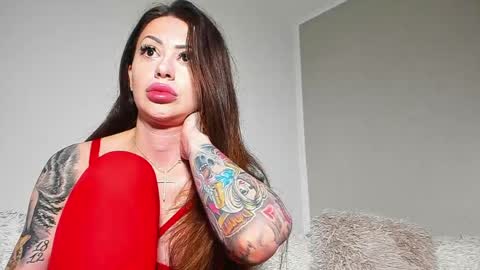 brianadiamondxxx online show from May 25, 2026, 6:19 am