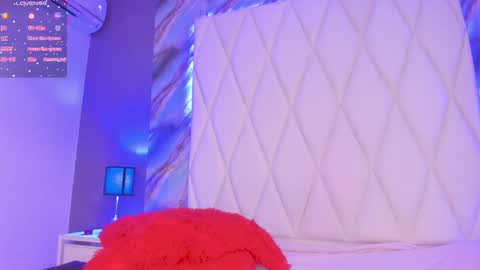  Briana  online show from February 5, 2025, 5:31 pm