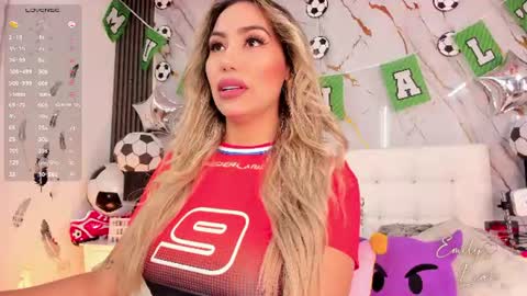 Brianna Ortiz online show from June 25, 2026, 3:27 pm
