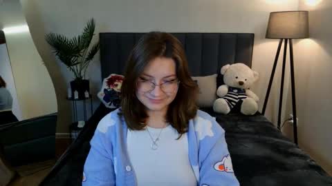 briarwynn online show from November 21, 2025, 10:52 pm