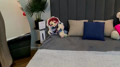 briarwynn online show from February 8, 2026, 9:29 pm