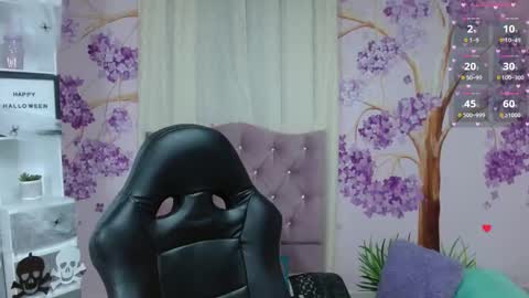 DAYANNA online show from October 18, 2025, 2:36 am