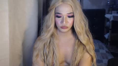 Snapshot of bridgettlovesyou chatting on December 4, 2024, 12:14 pm BRIDGETT online show from December 4, 2024, 12:14 pm