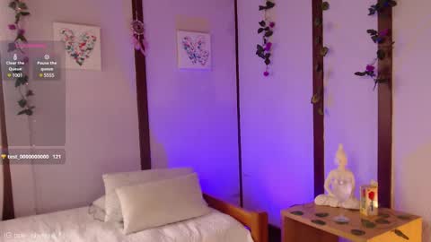 Snapshot of brie_cheese1 chatting on March 5, 2025, 5:29 pm Brie Ill be away November 2829 and 30. See u on Sunday for more fun online show from March 5, 2025, 5:29 pm