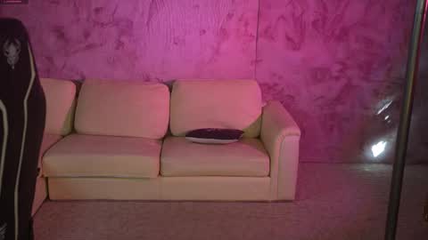 Diamonds Girls online show from March 29, 2026, 8:58 am