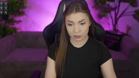 Snapshot of bright_diamonds_054 chatting on May 5, 2026, 6:54 am Diamonds Girls online show from May 5, 2026, 6:54 am
