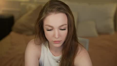 Snapshot of bright_diamonds_054 chatting on May 14, 2026, 7:42 pm Diamonds Girls online show from May 14, 2026, 7:42 pm