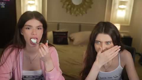 Diamonds Girls online show from July 25, 2026, 2:25 pm