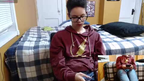 Strawberry online show from December 4, 2024, 12:19 am