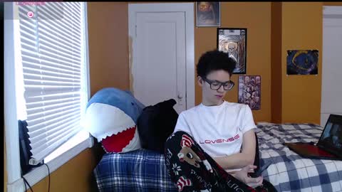 Strawberry online show from January 12, 2025, 8:14 pm