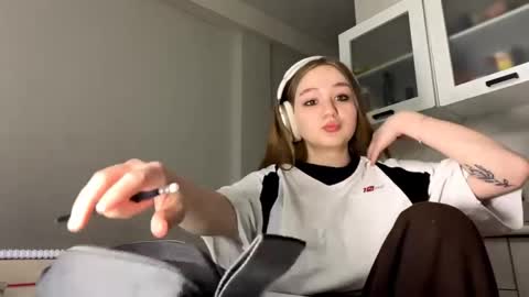 Anne online show from May 2, 2026, 1:05 pm