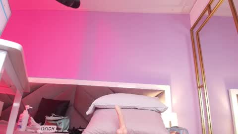  Brigiitte  online show from November 5, 2025, 4:12 am