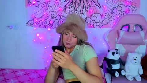 Snapshot of brihanna_cooper chatting on July 16, 2026, 3:40 pm bri online show from July 16, 2026, 3:40 pm