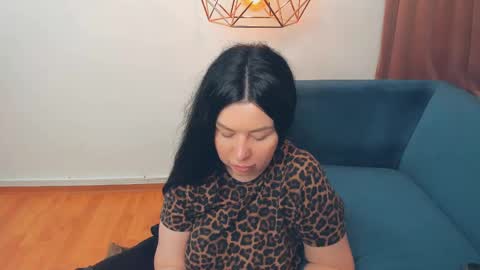 brilliantegirl_ online show from May 29, 2026, 7:28 am