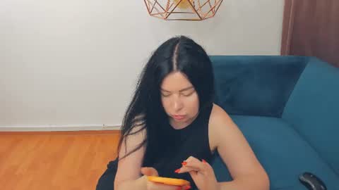 brilliantegirl_ online show from June 26, 2026, 6:18 am