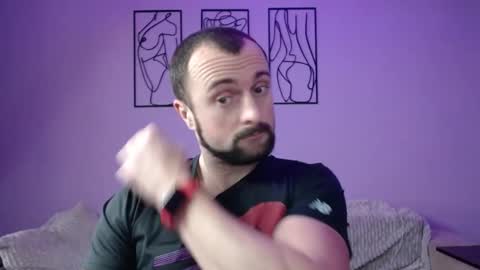 brindlefly69 online show from December 17, 2024, 11:39 am