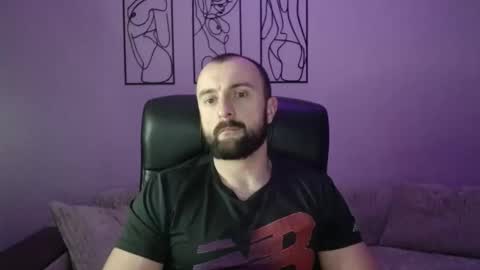 brindlefly69 online show from December 16, 2025, 12:10 pm