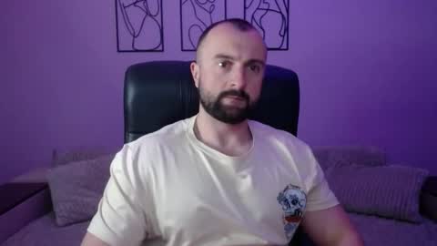 brindlefly69 online show from April 29, 2026, 10:30 am