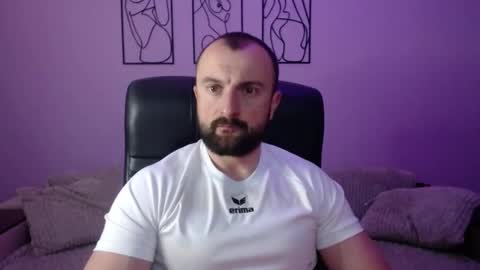 brindlefly69 online show from May 8, 2026, 10:53 am