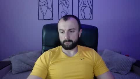brindlefly69 online show from May 16, 2026, 10:23 am