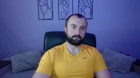 brindlefly69 online show from May 16, 2026, 10:36 am