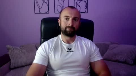 brindlefly69 online show from June 30, 2026, 10:38 am