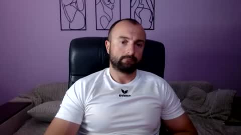 brindlefly69 online show from July 1, 2026, 10:50 am