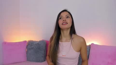 Brisa  online show from January 8, 2026, 7:27 pm