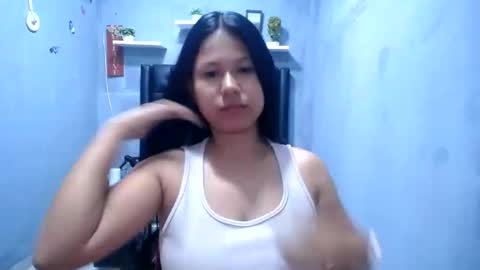 Snapshot of britanyx1 chatting on May 24, 2026, 10:42 am britanyx1 online show from May 24, 2026, 10:42 am