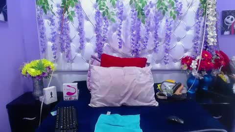 Brithany  online show from December 6, 2024, 8:15 am