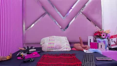 Snapshot of brithany_adms chatting on June 1, 2026, 8:10 pm Brithany online show from June 1, 2026, 8:10 pm