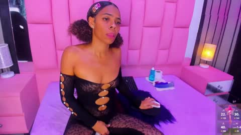 Snapshot of brithanyslim chatting on December 6, 2024, 8:18 pm brithanyslim online show from December 6, 2024, 8:18 pm