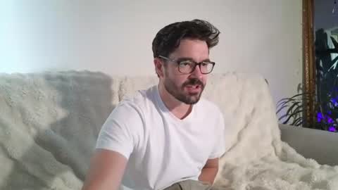 Snapshot of britishpoet chatting on July 21, 2026, 7:49 pm Callum online show from July 21, 2026, 7:49 pm