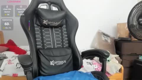 Britney  online show from March 12, 2026, 4:29 am