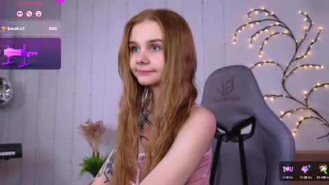 Snapshot of britney_lynch chatting on January 24, 2025, 12:31 am Britney online show from January 24, 2025, 12:31 am