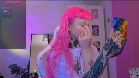 Snapshot of britney_lynch chatting on October 11, 2025, 7:56 pm Britney online show from October 11, 2025, 7:56 pm