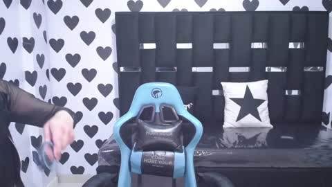 Snapshot of britney_sub chatting on March 5, 2025, 3:29 am Britney online show from March 5, 2025, 3:29 am