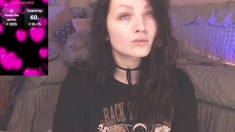 britneybarker online show from February 5, 2025, 1:37 am