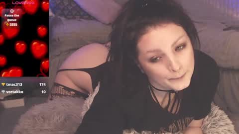 britneybarker online show from February 13, 2025, 5:26 am