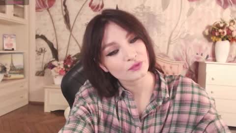 britneybarker online show from September 30, 2025, 6:02 pm