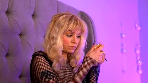 britneyhudson online show from March 20, 2026, 4:06 am