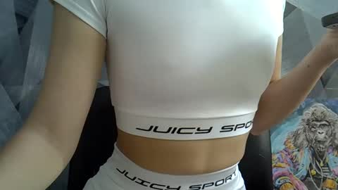 BritneyKittens online show from November 5, 2025, 7:41 am