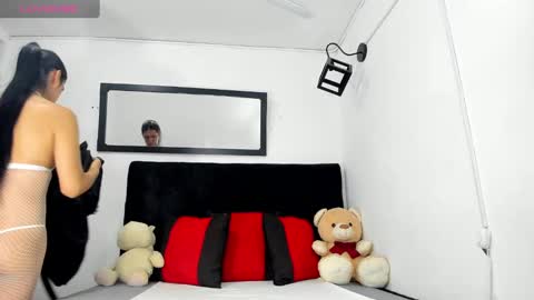 Snapshot of brittany_williams_ chatting on January 27, 2025, 12:05 pm online show from January 27, 2025, 12:05 pm