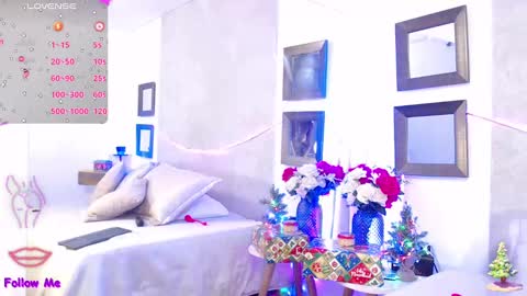 brittany 25 years old  happy as a worm  online show from December 29, 2024, 12:45 pm