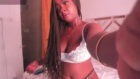 brittany 25 years old  happy as a worm  online show from June 19, 2026, 6:07 am