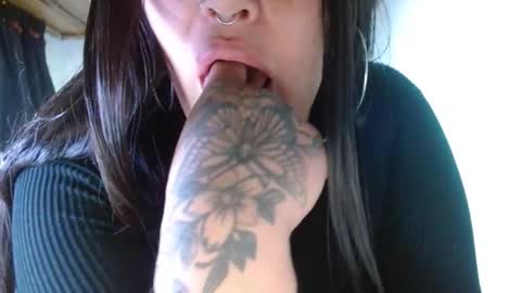 brittanysexhot69 online show from December 19, 2025, 3:08 pm