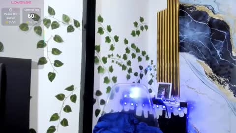 brittanyy20 online show from February 12, 2026, 10:54 am